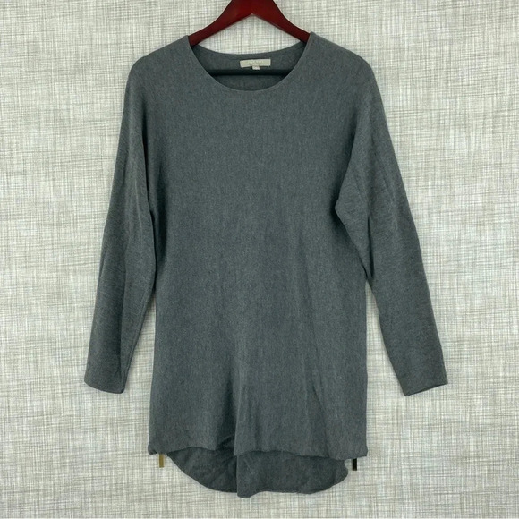 Joan Vass Long sleeve women's Size Medium long sweater shirt 7318 - Picture 1 of 7